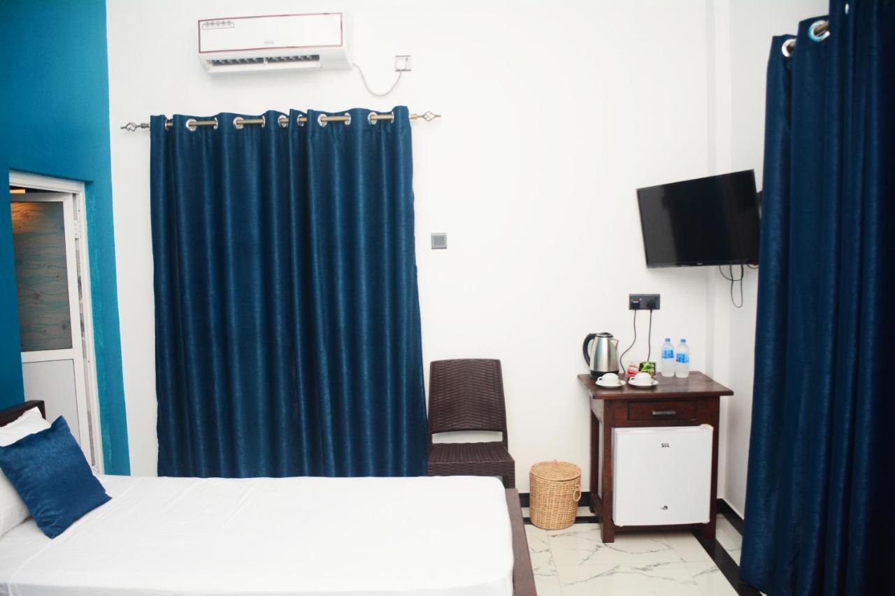 Ayubowan Homestay Катунаяка Экстерьер фото