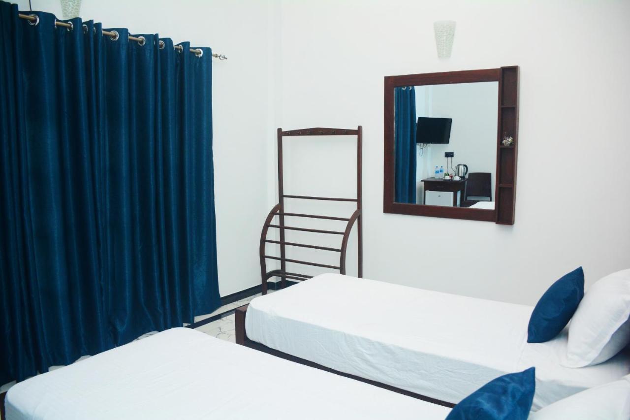 Ayubowan Homestay Катунаяка Экстерьер фото
