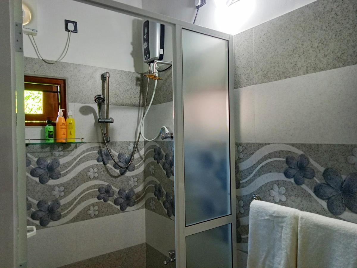Ayubowan Homestay Катунаяка Экстерьер фото